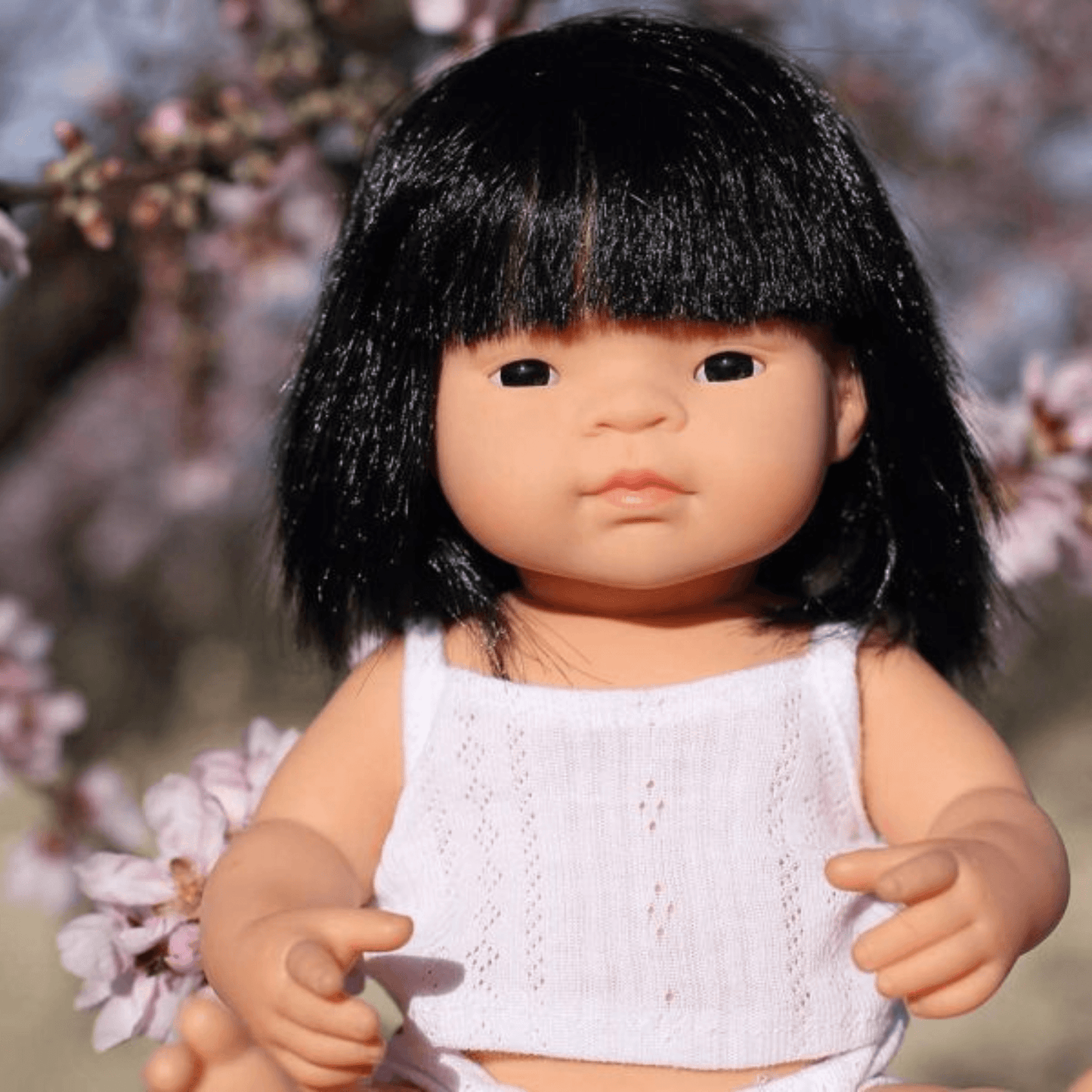 Tan miniland Babypuppe asiatisches Mädchen 38cm