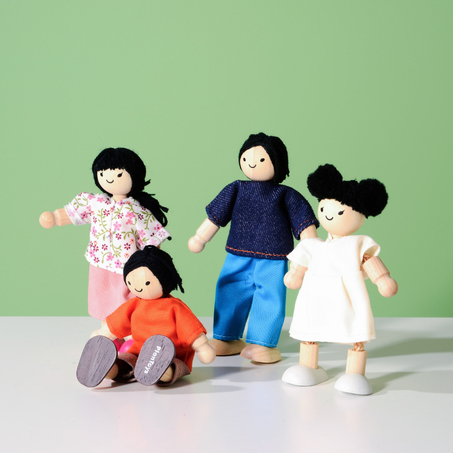 Dark Sea Green Plantoys: Puppenfamilie Asiatisch